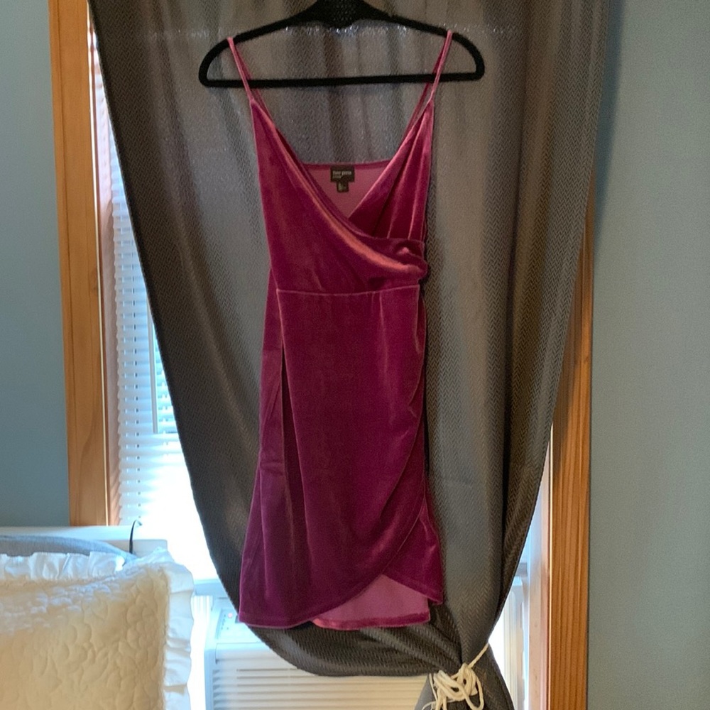 Free Press- fuchsia colored dress - Picture 1 of 5